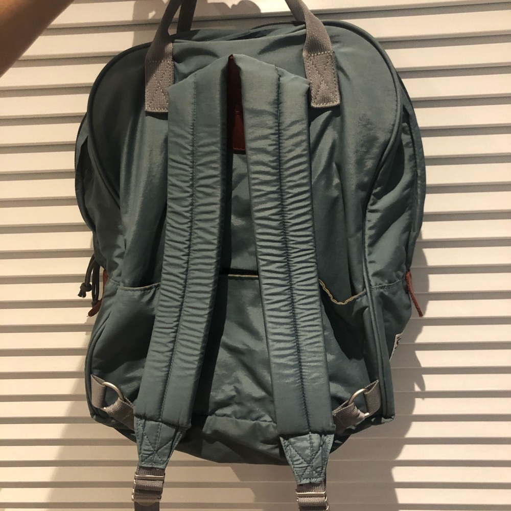 Mt. Rainier Design Backpack Gem